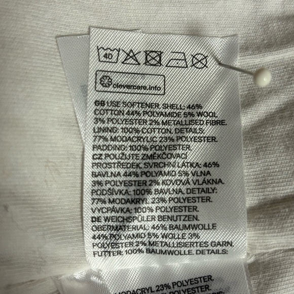 Cable knit beanie toboggan pom-pom tan metallic gold preowned 4-8 yrs - Picture 5 of 8